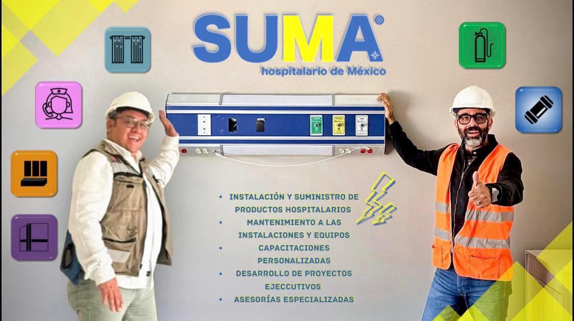 Ingeniero revisando equipos médicos